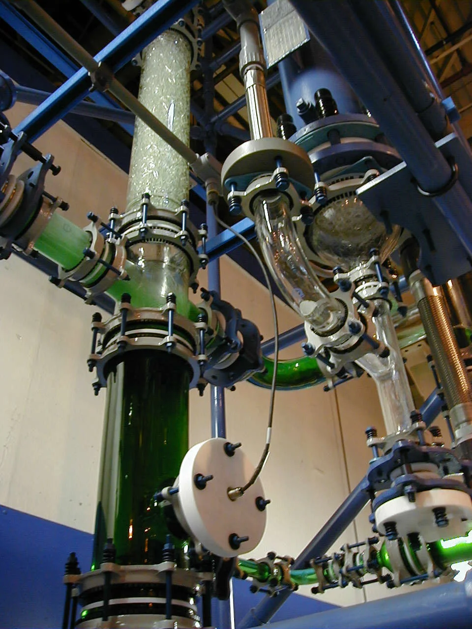 Hydrochloric acid recovery and purification plant
